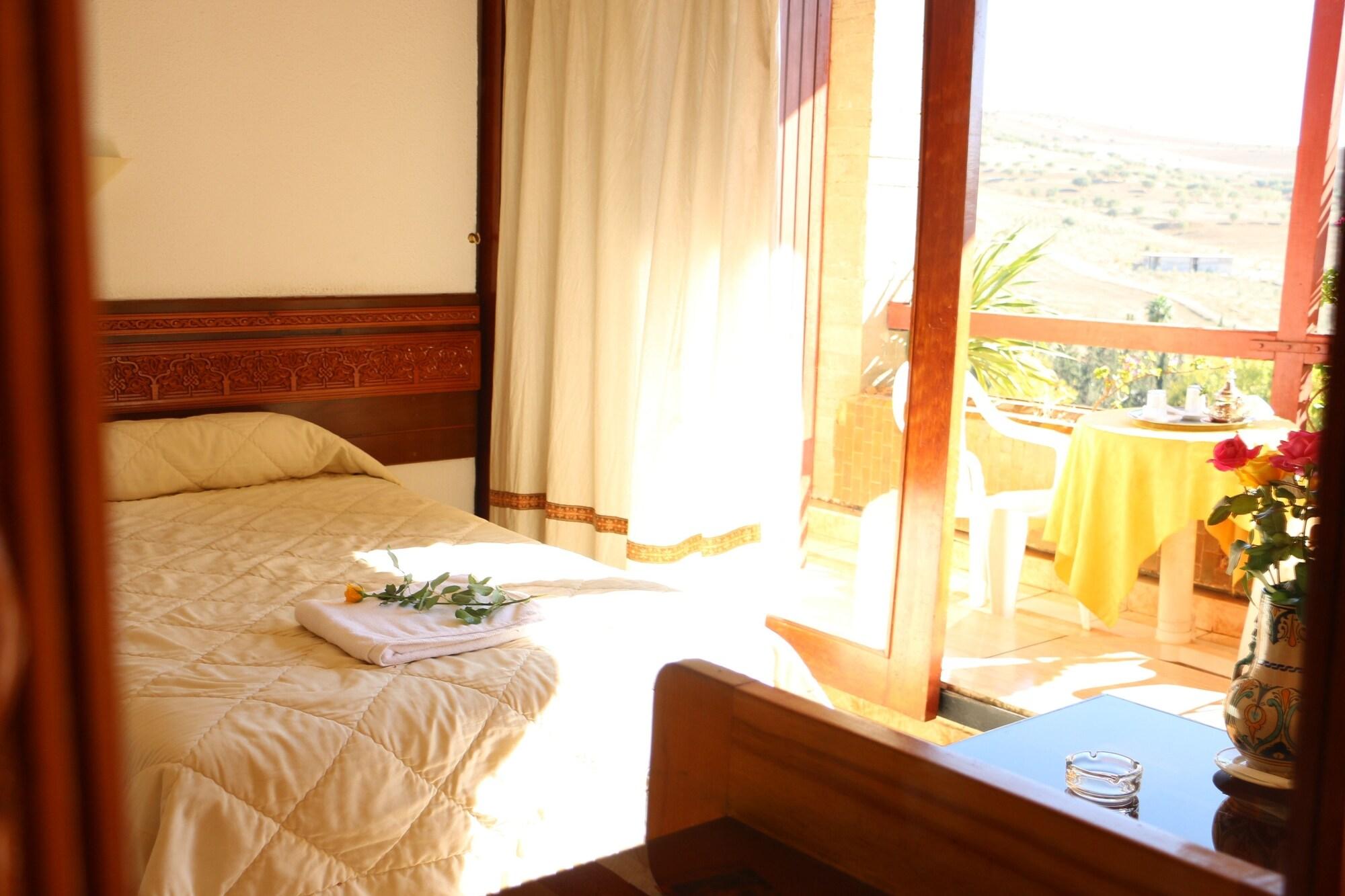 Sidi Harazem Hotel Kültér fotó