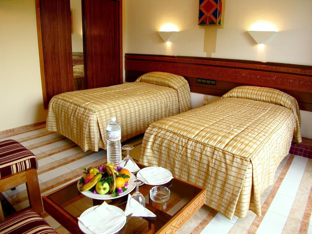 Sidi Harazem Hotel Kültér fotó