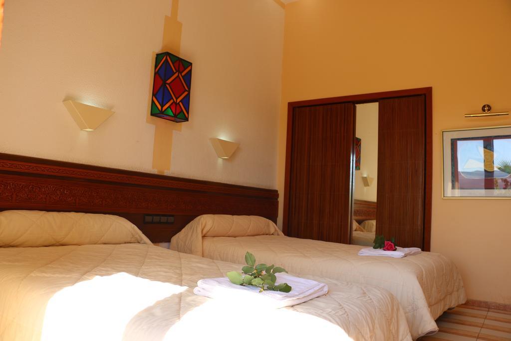 Sidi Harazem Hotel Kültér fotó