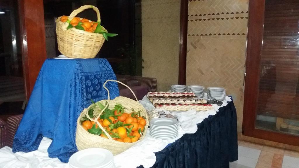 Sidi Harazem Hotel Kültér fotó
