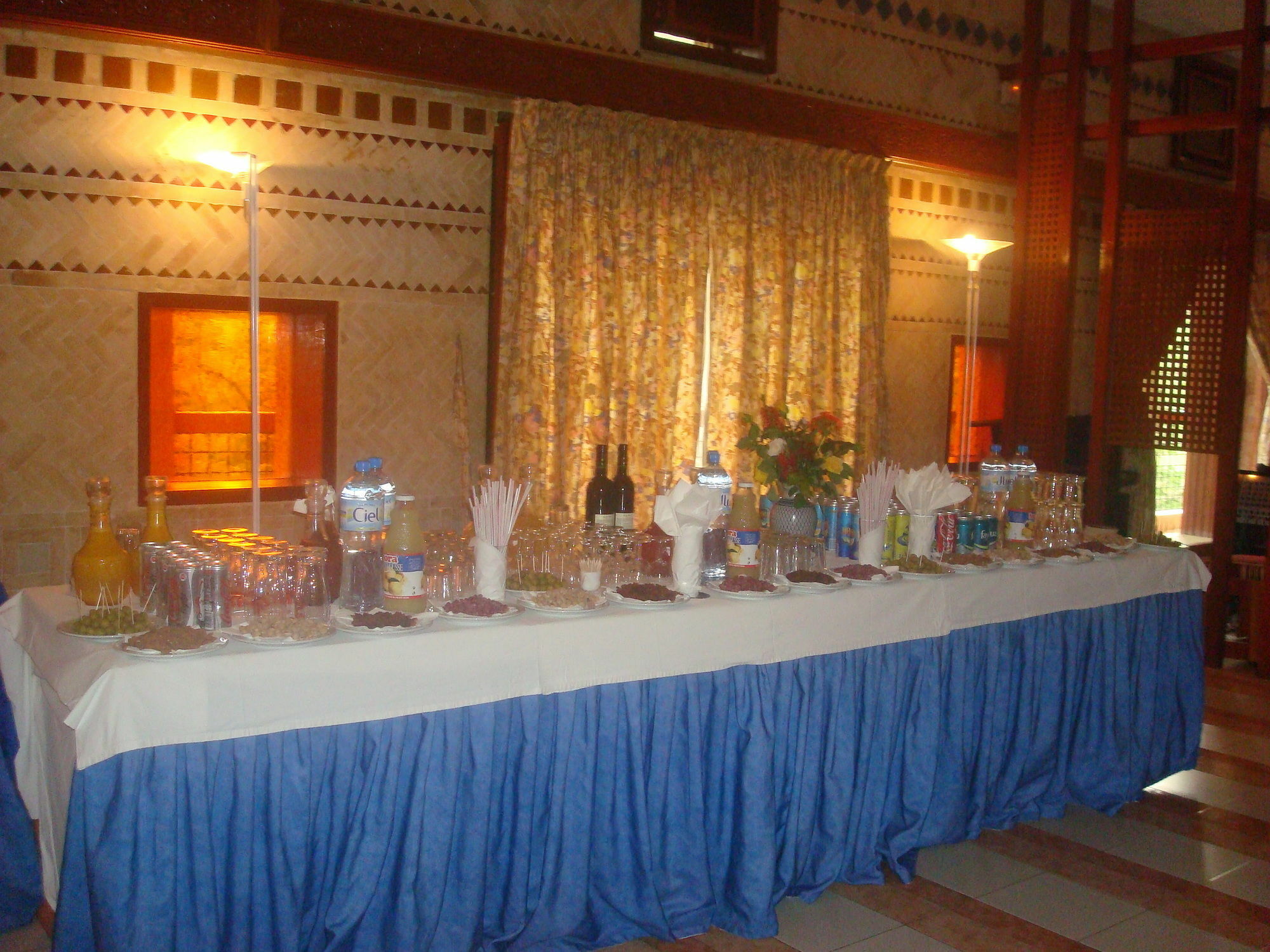 Sidi Harazem Hotel Kültér fotó