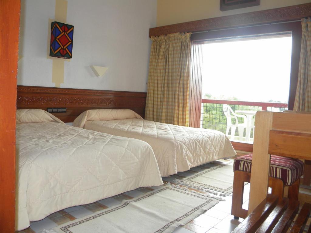 Sidi Harazem Hotel Kültér fotó